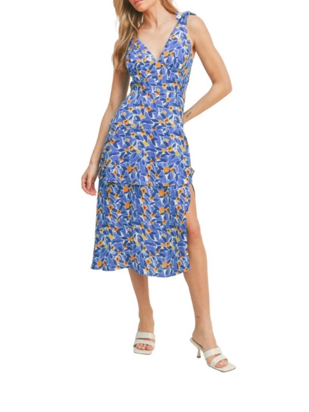 Lush Blue Floral Midi Dress Women’s M Tie Shoulder Smocked Back NWT